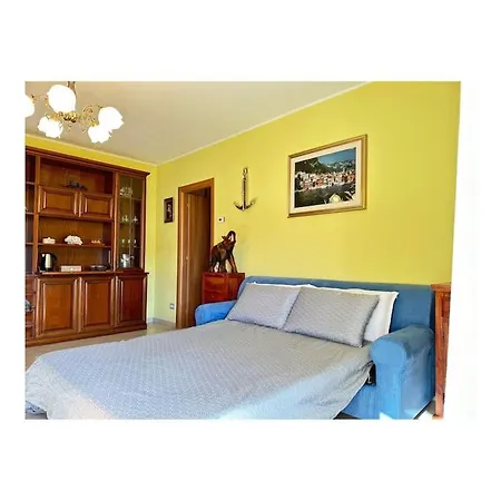 Miralago Apartment *